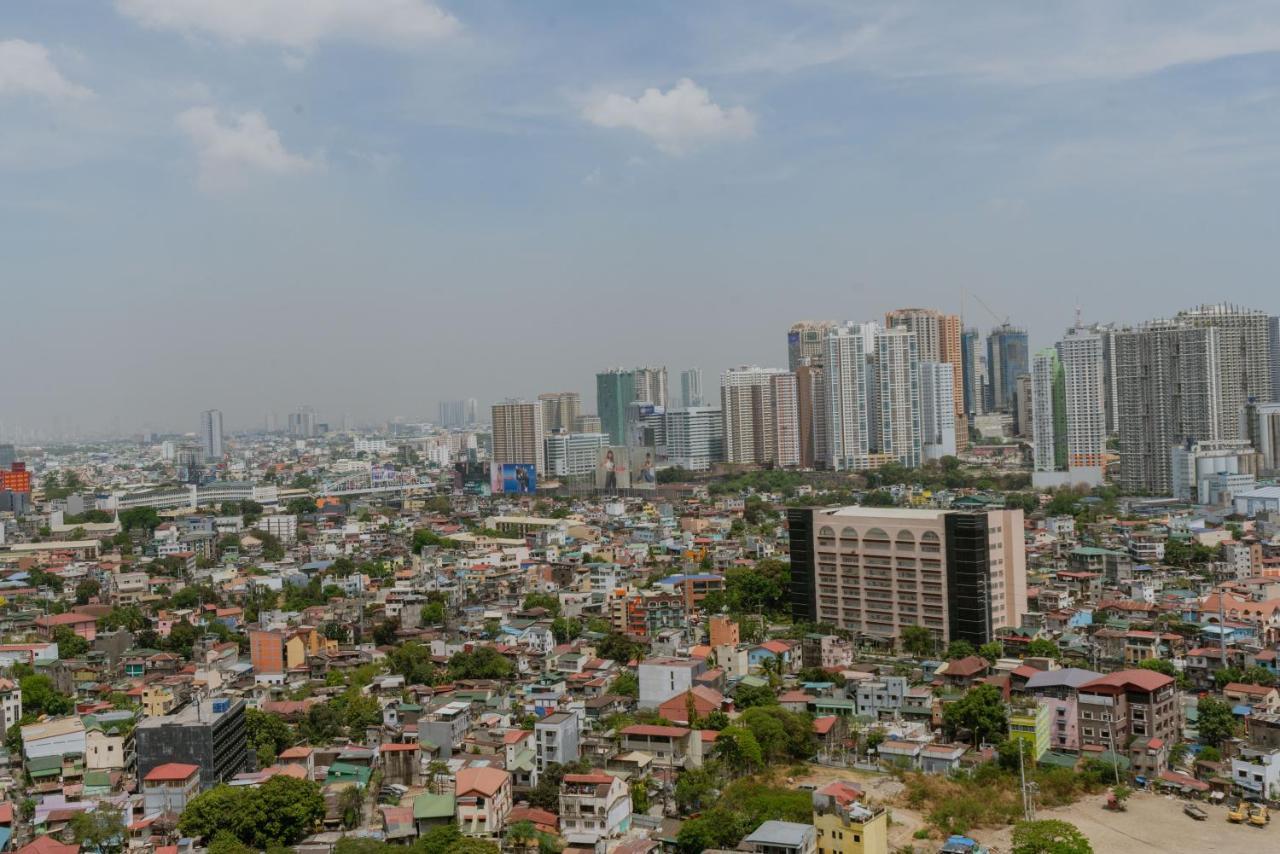 Uptown Parksuites Apartments Tower 2 Bgc By Ph Staycation 马尼拉 外观 照片
