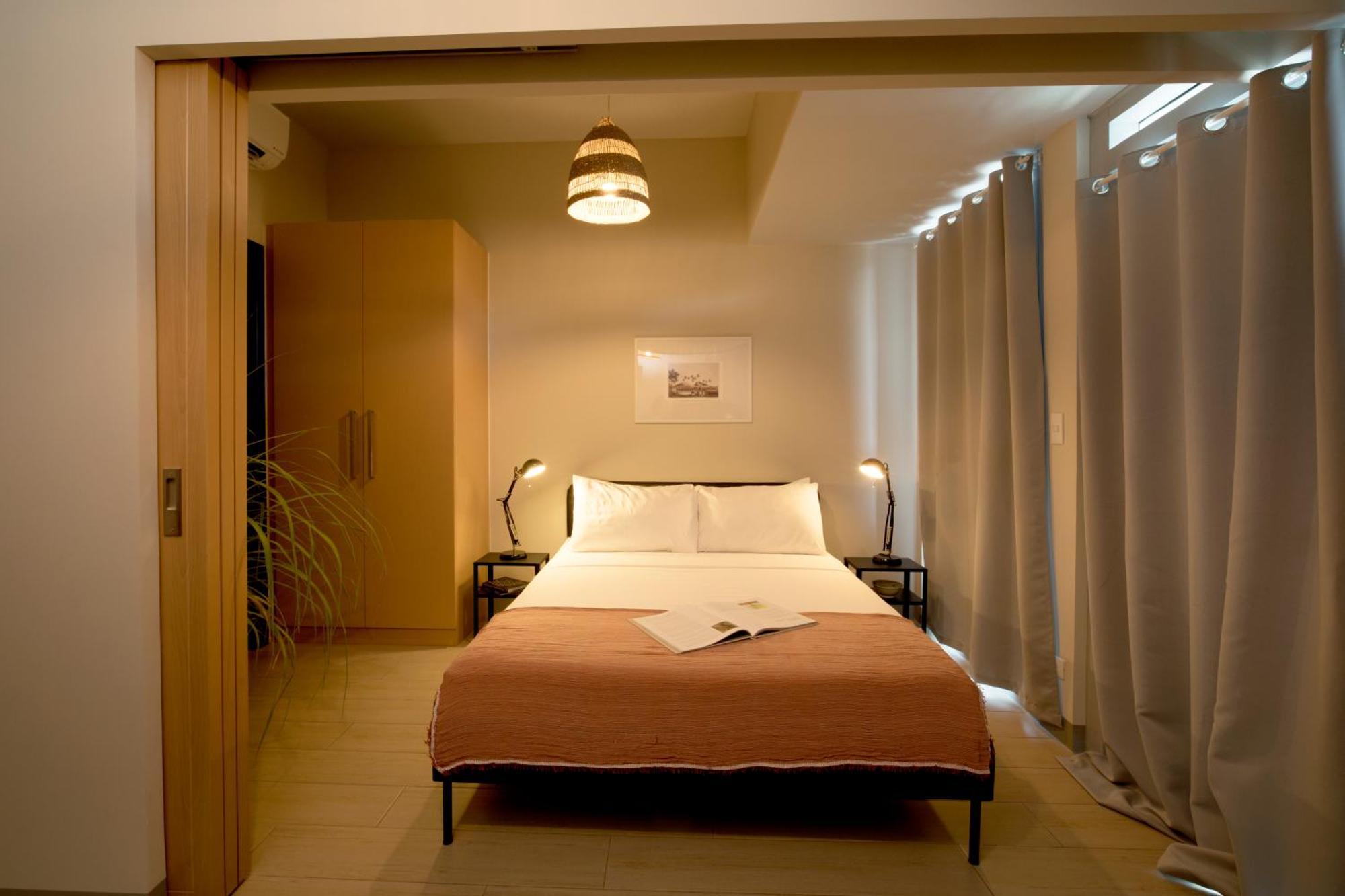 Uptown Parksuites Apartments Tower 2 Bgc By Ph Staycation 马尼拉 外观 照片