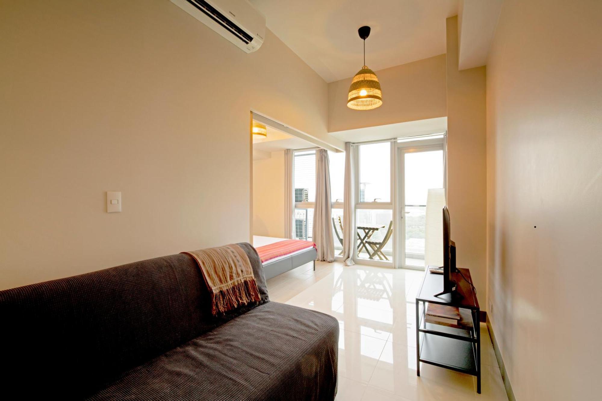 Uptown Parksuites Apartments Tower 2 Bgc By Ph Staycation 马尼拉 外观 照片