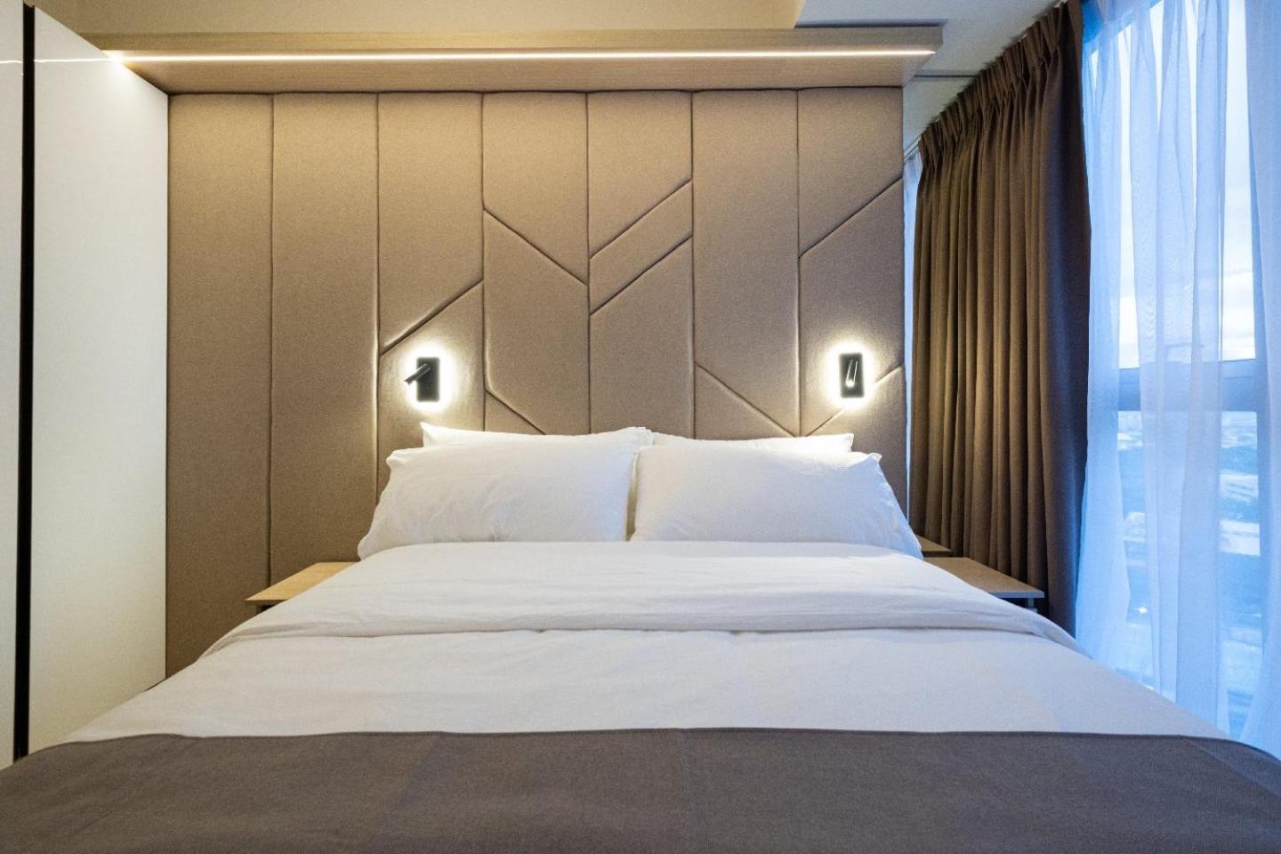 Uptown Parksuites Apartments Tower 2 Bgc By Ph Staycation 马尼拉 外观 照片